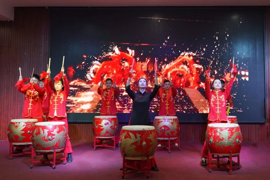 歲末盛典 揚帆啟航 | 2024年湘聯(lián)電纜年會(huì )圓滿(mǎn)舉行！